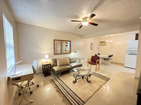 1326-#3 downtown comfy & clean 1bedroom unit